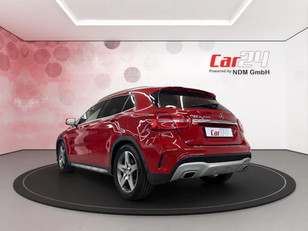 MERCEDES-BENZ GLA 250 AMG Line 4Matic 7G-DCT