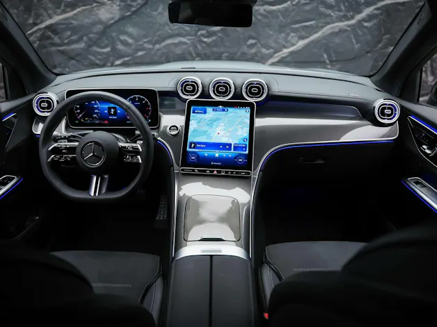 MERCEDES-BENZ GLC 300 d AMG Line 4Matic 9G-Tronic *Werksgarantie*21" Felgen*DIGITAL LIGHT*