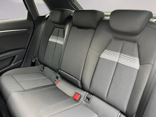 AUDI A3 Sportback TFSI 85 kW S line Ambition S tronic