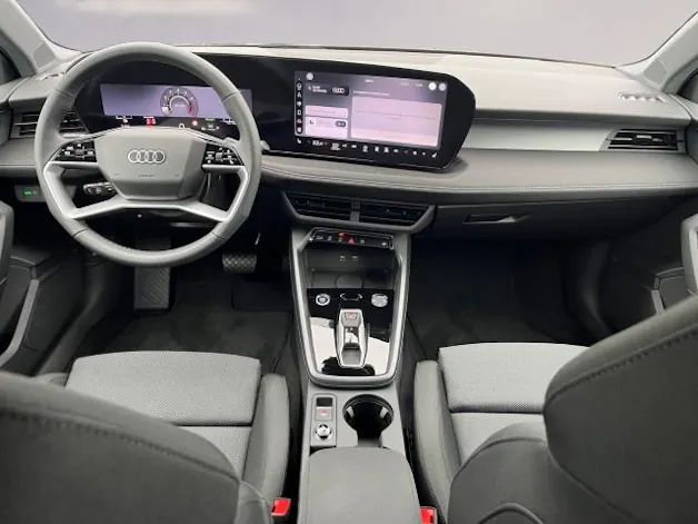 AUDI A3 Sportback TFSI 85 kW S line Ambition S tronic