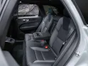 VOLVO XC60 B5 Benzin Mild Hybrid AWD Plus Dark Geartronic *Facelift*Werksgarantie*Panorama*Harman/Kardon*360° Kamera*