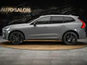 VOLVO XC60 B5 Benzin Mild Hybrid AWD Plus Dark Geartronic *Facelift*Werksgarantie*Panorama*Harman/Kardon*360° Kamera*