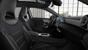 MERCEDES-BENZ A 250 AMG Line 4MATIC