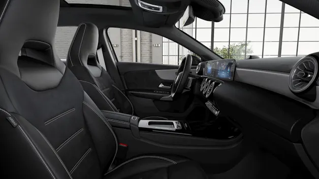 MERCEDES-BENZ A 250 AMG Line 4MATIC