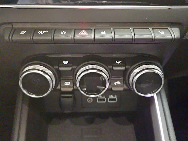 RENAULT Clio 1.0 Techno