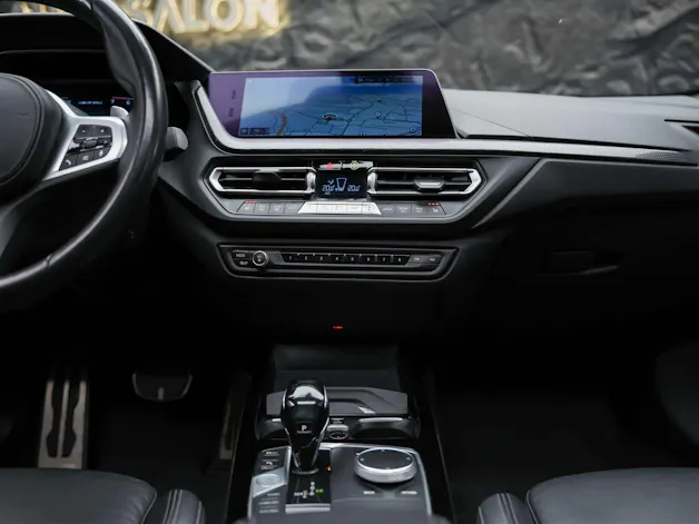 BMW M235i Gran Coupé xDrive *CH Auto*Panorama*Head Up*Harman/Kardon*