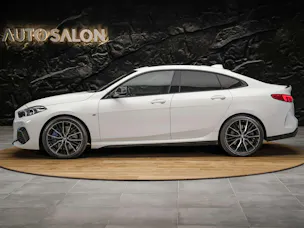 BMW M235i Gran Coupé xDrive *CH Auto*Panorama*Head Up*Harman/Kardon*