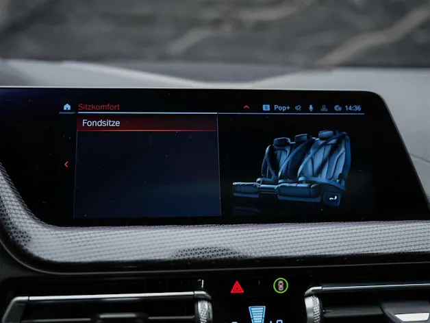 BMW M235i Gran Coupé xDrive *CH Auto*Panorama*Head Up*Harman/Kardon*