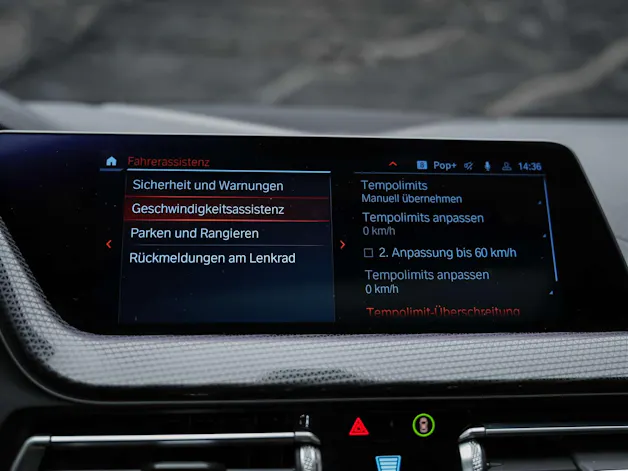 BMW M235i Gran Coupé xDrive *CH Auto*Panorama*Head Up*Harman/Kardon*