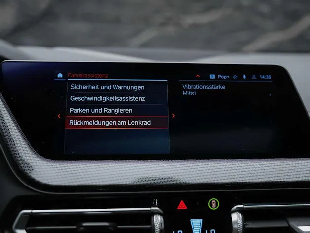 BMW M235i Gran Coupé xDrive *CH Auto*Panorama*Head Up*Harman/Kardon*