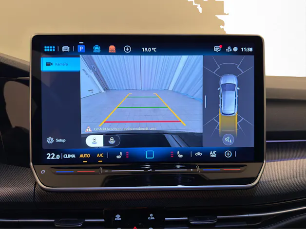 VW Golf 8 1.5 eTSI R-Line DSG