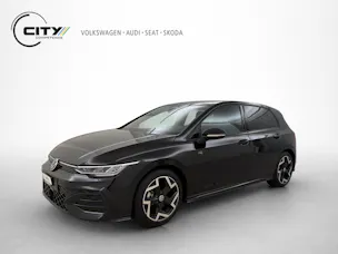 VW Golf 8 1.5 eTSI R-Line DSG