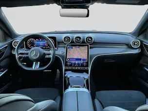 MERCEDES-BENZ C 180 180 AMG Line Night Paket