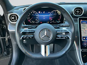 MERCEDES-BENZ C 180 180 AMG Line Night Paket