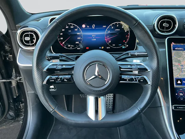 MERCEDES-BENZ C 180 180 AMG Line Night Paket