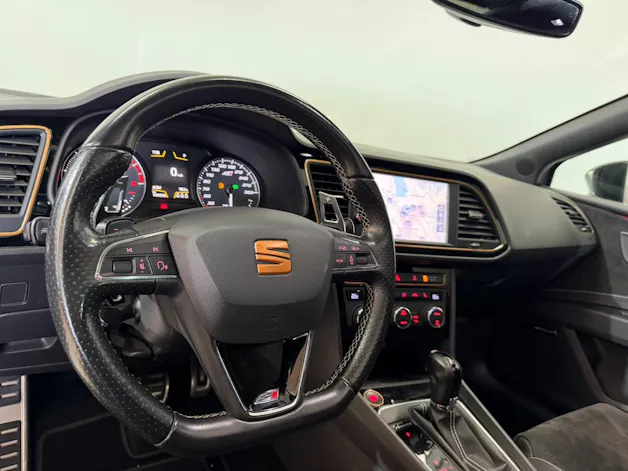 SEAT Leon ST 2.0 TSI Cupra 300 4 Drive DSG