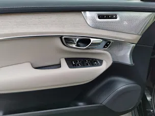 VOLVO XC90 2.0 T8 TE Ultra Dark eAWD
