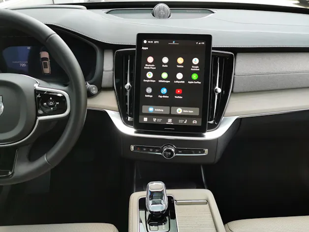 VOLVO XC90 2.0 T8 TE Ultra Dark eAWD