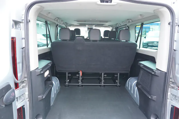 RENAULT Trafic Blue dCi 150 Grand Passenger Techno 9-PLÄTZER!!!