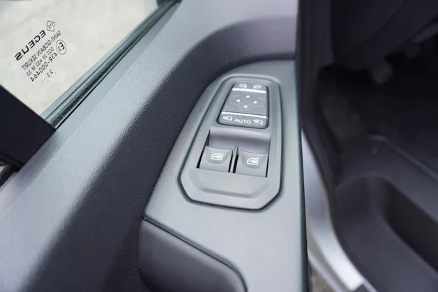 RENAULT Trafic Blue dCi 150 Grand Passenger Techno 9-PLÄTZER!!!