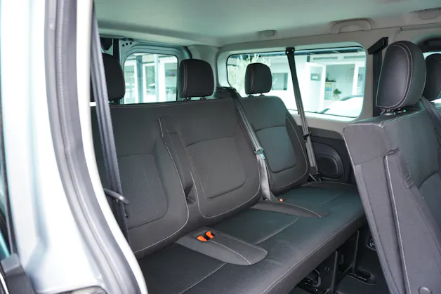 RENAULT Trafic Blue dCi 150 Grand Passenger Techno 9-PLÄTZER!!!