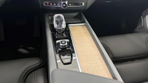 VOLVO XC60 2.0 T6 TE Plus Dark eAWD