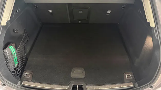 VOLVO XC60 2.0 T6 TE Plus Dark eAWD