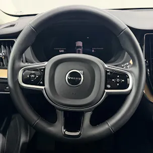 VOLVO XC60 2.0 T6 TE Plus Dark eAWD
