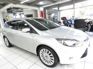FORD Focus 1.6 SCTi Titanium