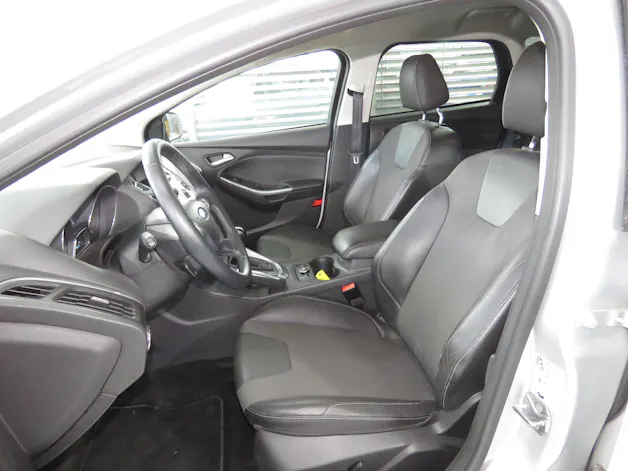 FORD Focus 1.6 SCTi Titanium