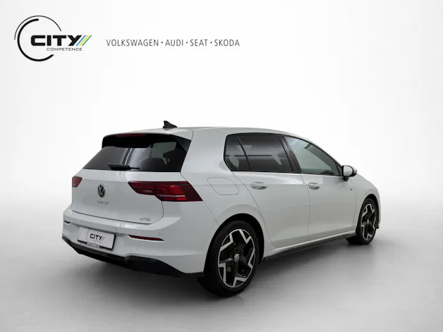 VW Golf 8 1.5 eTSI R-Line DSG