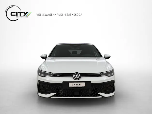 VW Golf 8 1.5 eTSI R-Line DSG