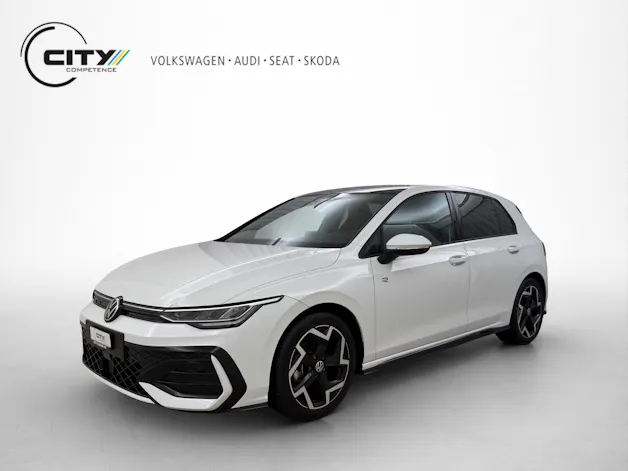 VW Golf 8 1.5 eTSI R-Line DSG
