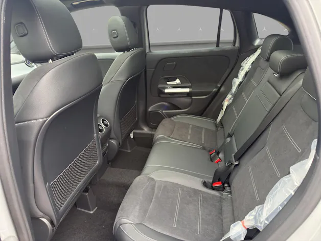 MERCEDES-BENZ GLA 250 4Matic 8G-DCT Swiss Star