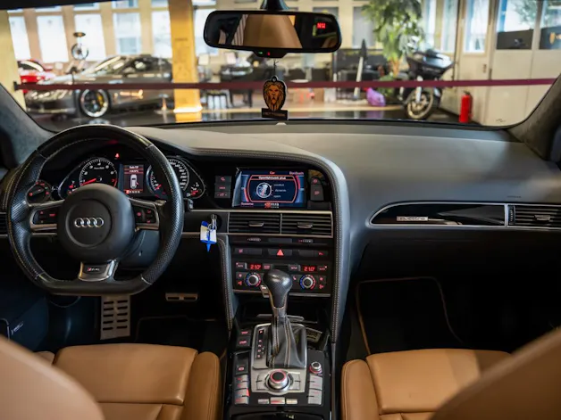 AUDI RS6 Avant 5.0 TFSI V10 quattro tiptronic