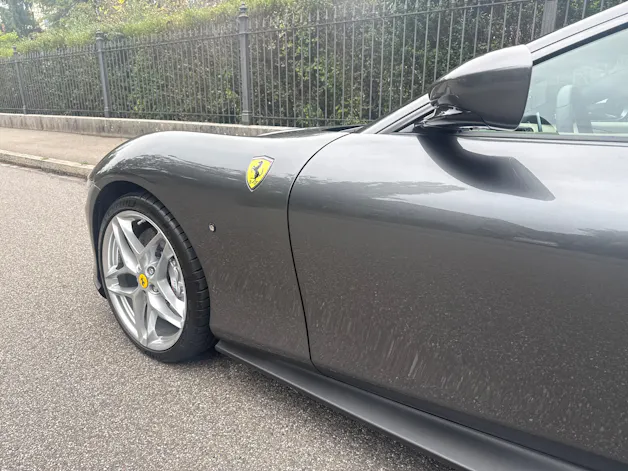 FERRARI Roma 3.9 V8 T