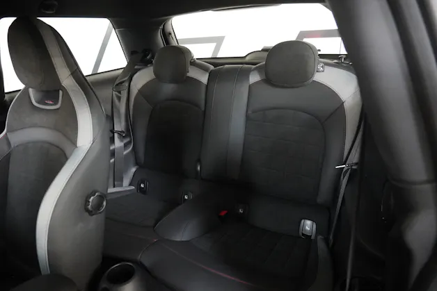 MINI Cooper John Cooper Works Steptronic