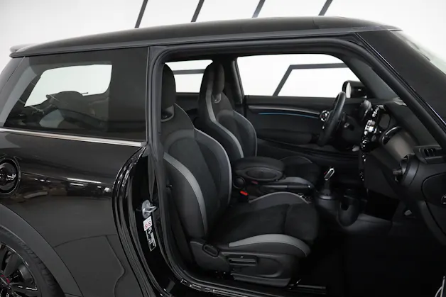 MINI Cooper John Cooper Works Steptronic