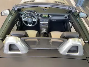 MERCEDES-BENZ SLC 43 AMG