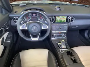 MERCEDES-BENZ SLC 43 AMG