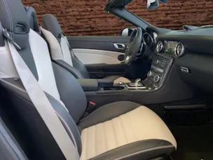 MERCEDES-BENZ SLC 43 AMG