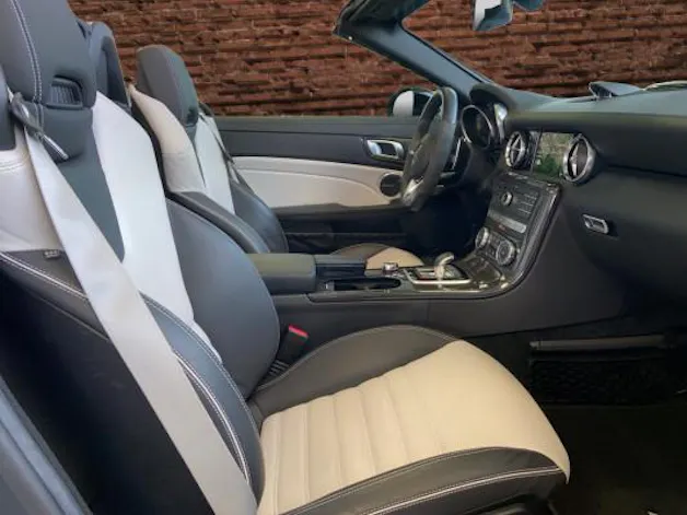 MERCEDES-BENZ SLC 43 AMG