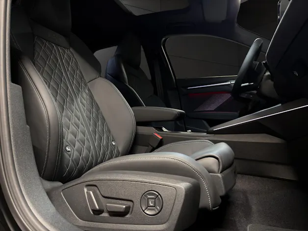 AUDI S3 Sportback TFSI quattro S-tronic