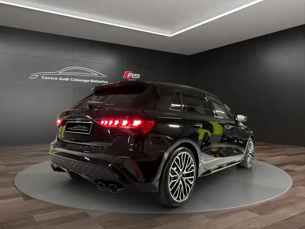 AUDI S3 Sportback TFSI quattro S-tronic