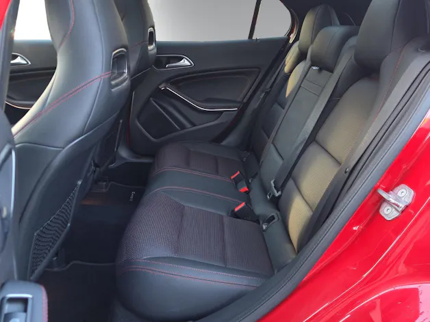 MERCEDES-BENZ GLA 220 AMG Line 4Matic 7G-DCT