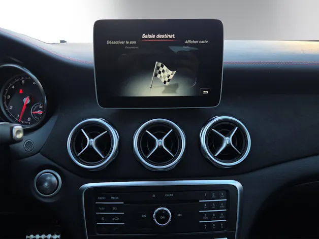MERCEDES-BENZ GLA 220 AMG Line 4Matic 7G-DCT
