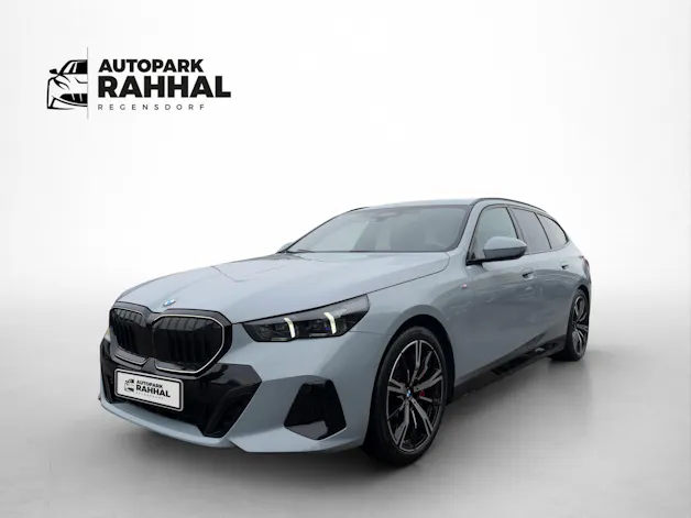 BMW 540d xDrive Touring M Sport PRO * BROOKLYN GRAU * ICONIC GLOW * BELÜFTETE SITZE * AHK *
