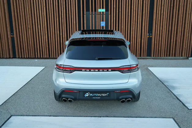 PORSCHE MACAN S PDK l 380 PS