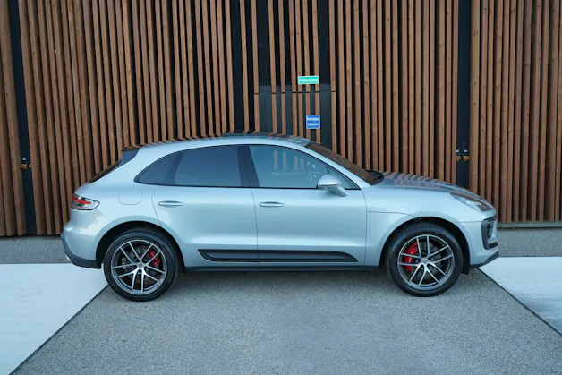 PORSCHE MACAN S PDK l 380 PS