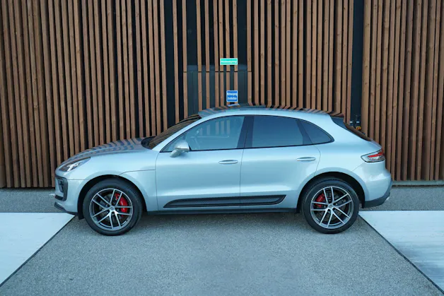 PORSCHE MACAN S PDK l 380 PS